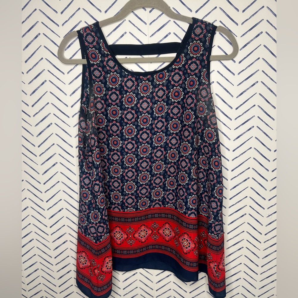 Zac and Rachel Boho Flowy Sleeveless Top Red Blue Geometric Size Medium
